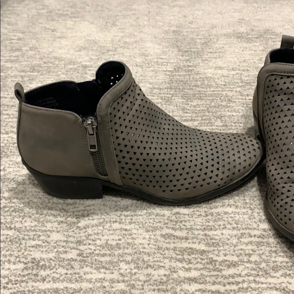 Booties! - Picture 4 of 5